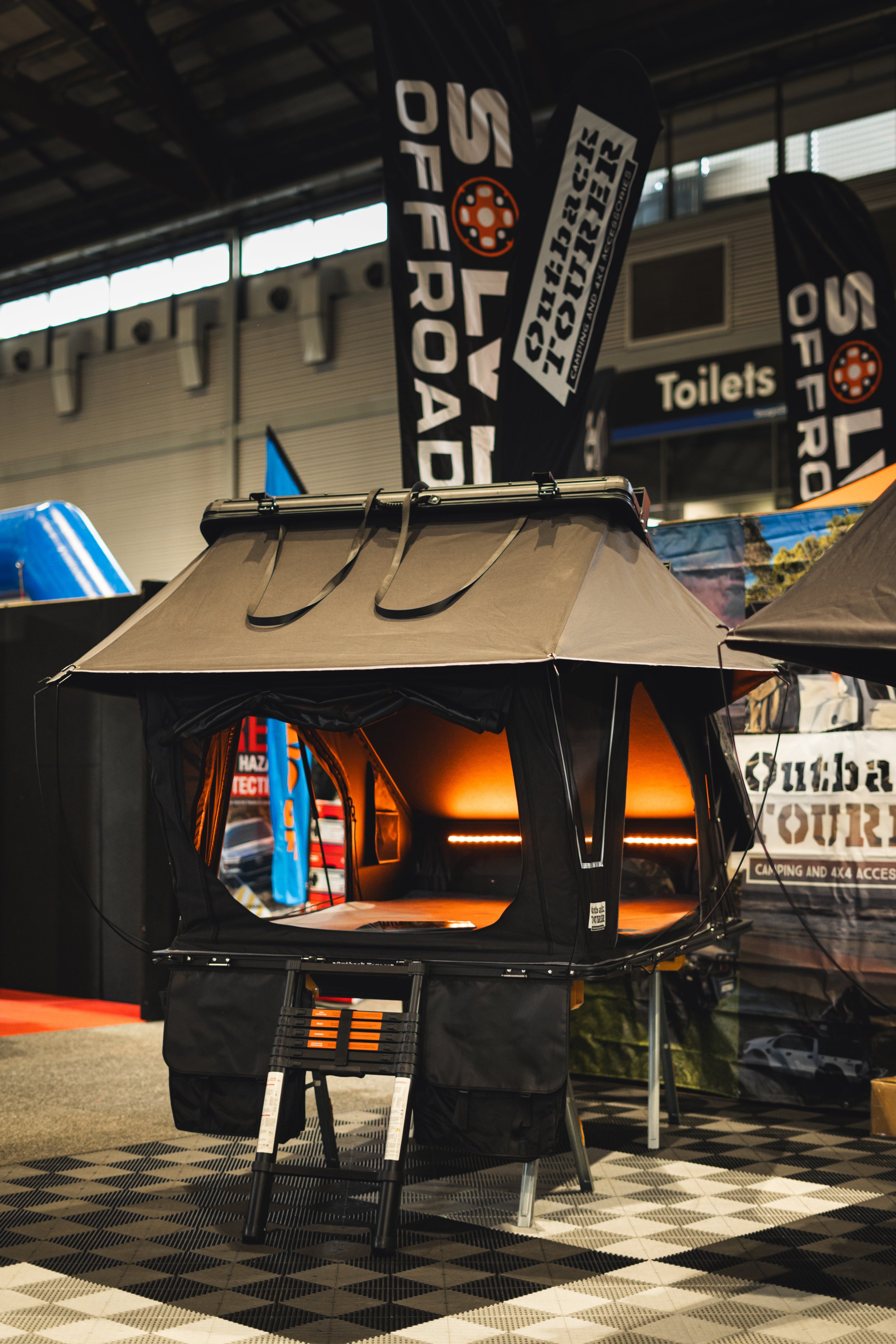 OT 1.4 X ROOFTOP TENT