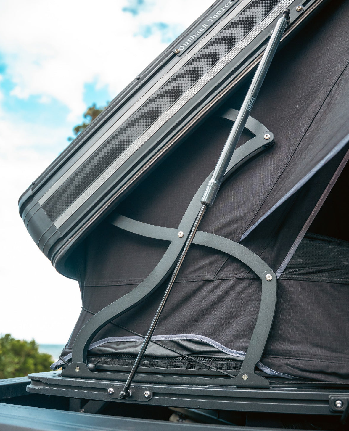 OT 1.9 Pro Rooftop Tent