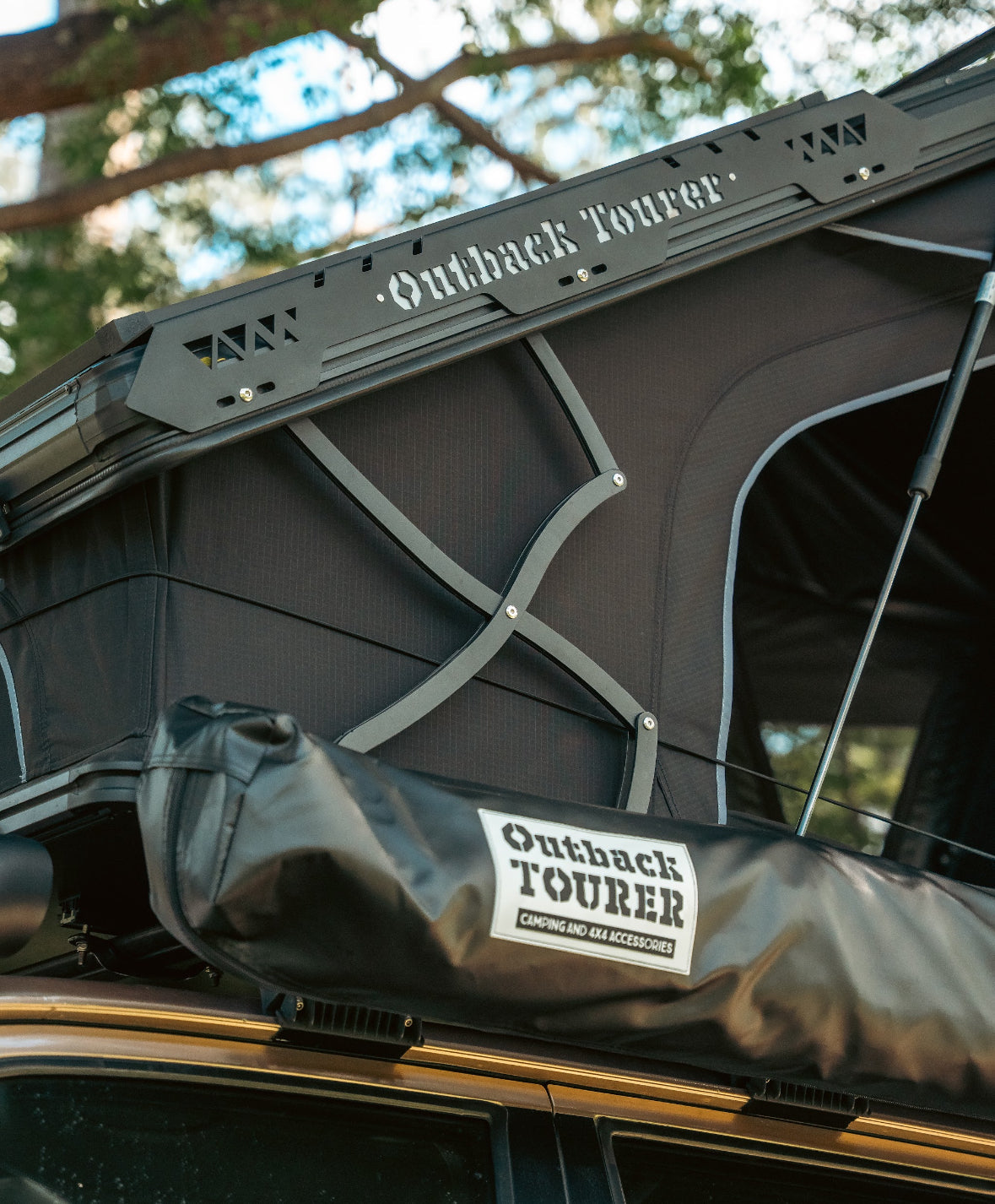 OT 1.4 X ROOFTOP TENT