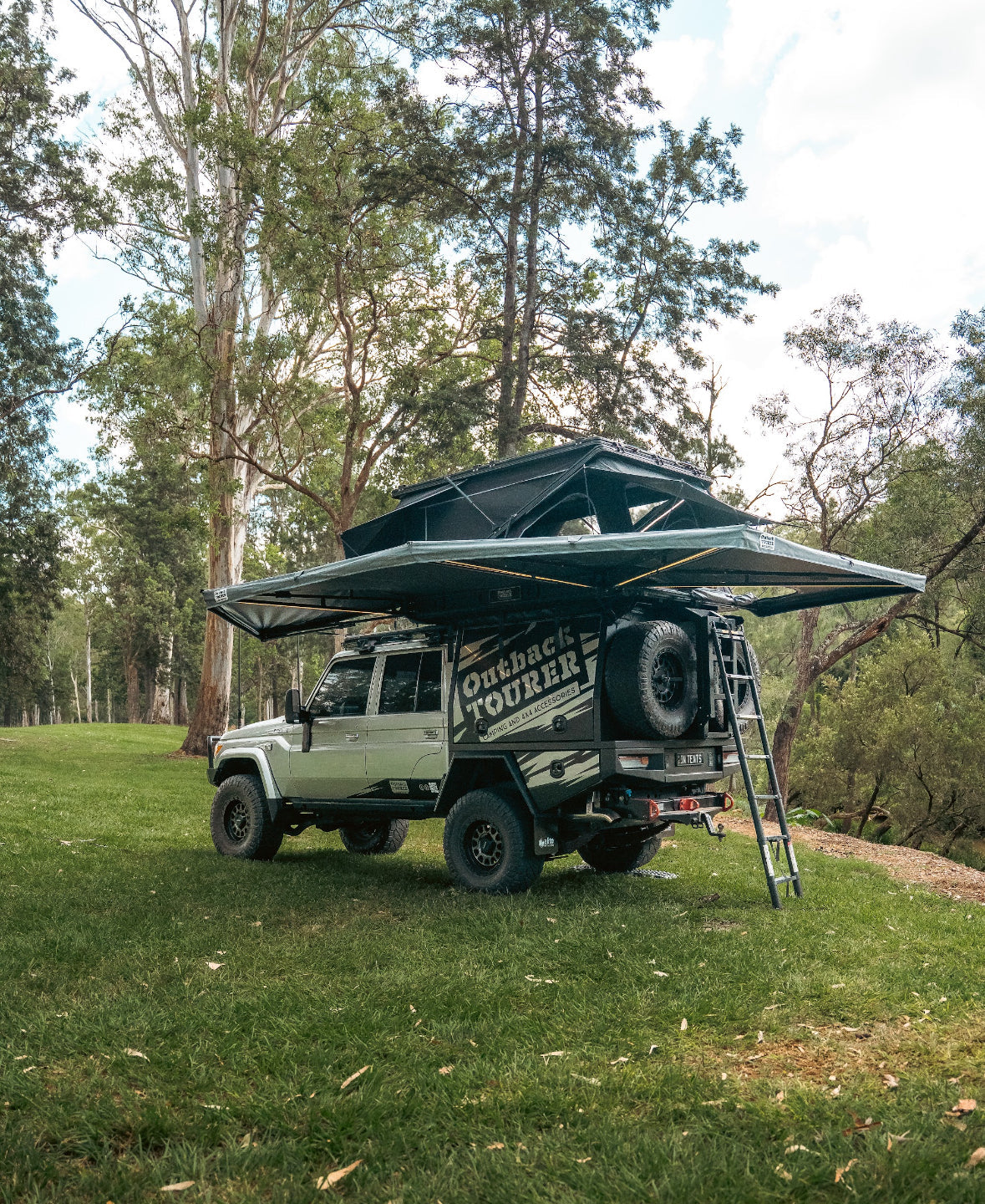 OUTBACK TOURER 270 PLUS WITH D ZIPPER